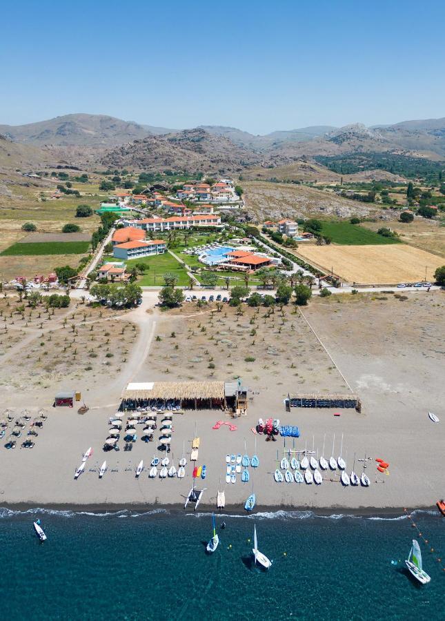 Aeolian Village Beach Resort Skála Eresoú Exterior photo